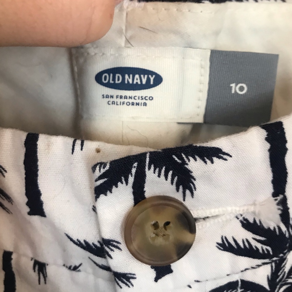 Palm Tree Shorts - Picture 3 of 3